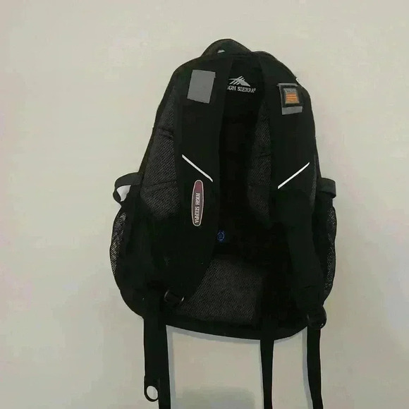 High Sierra laptop backpack - Picture 4 of 8